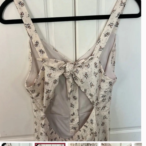 Flower jumpsuit with tie in the back - Picture 2 of 6